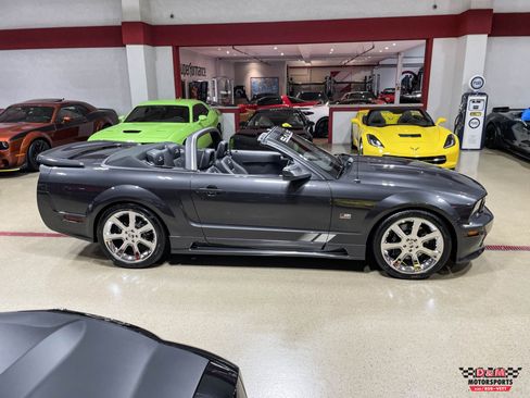 Used 2007 Ford Mustang GT RWD image 6