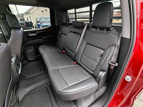 Used 2024 GMC Sierra 1500 Denali w/ Technology Package image 10