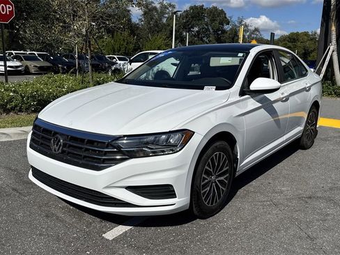 Used 2021 Volkswagen Jetta SE image 10