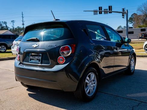 Used 2015 Chevrolet Sonic LT image 5