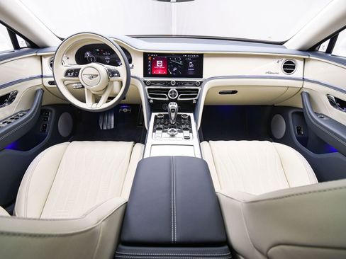 New 2026 Bentley Flying Spur Plug-In Hybrid image 4