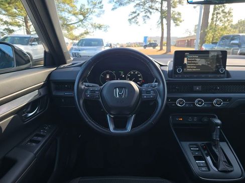 Used 2025 Honda CR-V Sport image 13