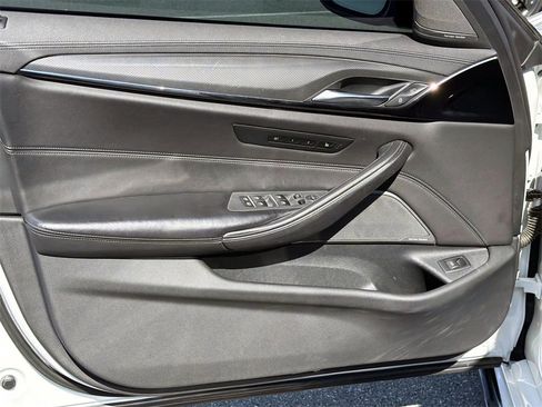 Used 2023 BMW M5 w/ Competition Package image 19