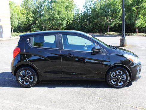 Used 2018 Chevrolet Spark LT FWD image 5