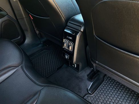 Used 2024 Jeep Compass Trailhawk image 27