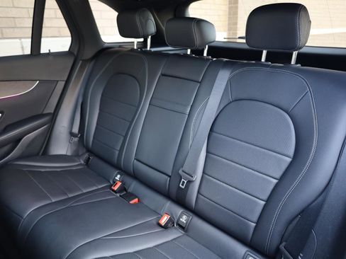 Used 2022 Mercedes-Benz GLC 300 4MATIC image 20