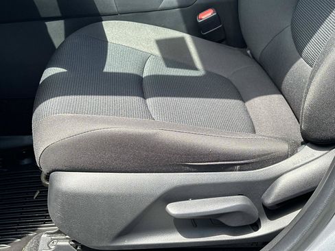 Used 2023 Toyota RAV4 LE FWD image 16