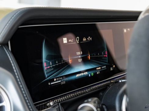 Used 2026 Mercedes-Benz G 63 AMG 4MATIC image 31