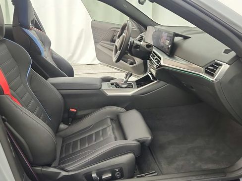 Used 2023 BMW M2 w/ Lighting Package RWD image 26