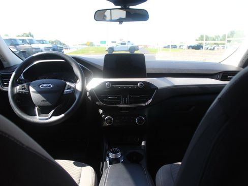 Used 2022 Ford Escape SE FWD image 13