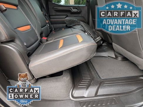 Used 2023 GMC Sierra 1500 AT4 w/ Technology Package AWD/4WD image 28
