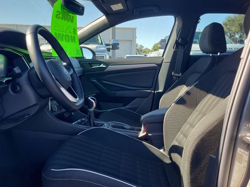 Used 2023 Volkswagen Jetta Sport image 20