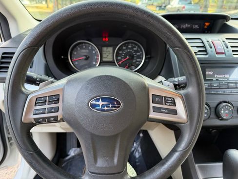 Used 2014 Subaru Crosstrek 2.0i Premium w/ Moonroof Package image 16