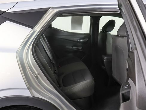 Used 2023 Chevrolet Bolt EUV LT FWD image 29