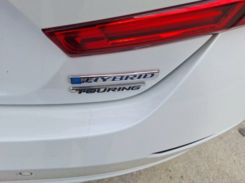 Used 2022 Honda Accord Touring image 12