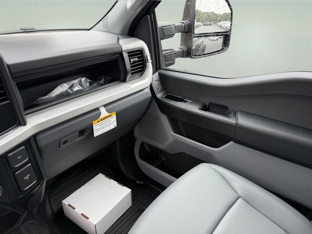 New 2027 Ford F550 4x4 Supercab Super Duty image 14