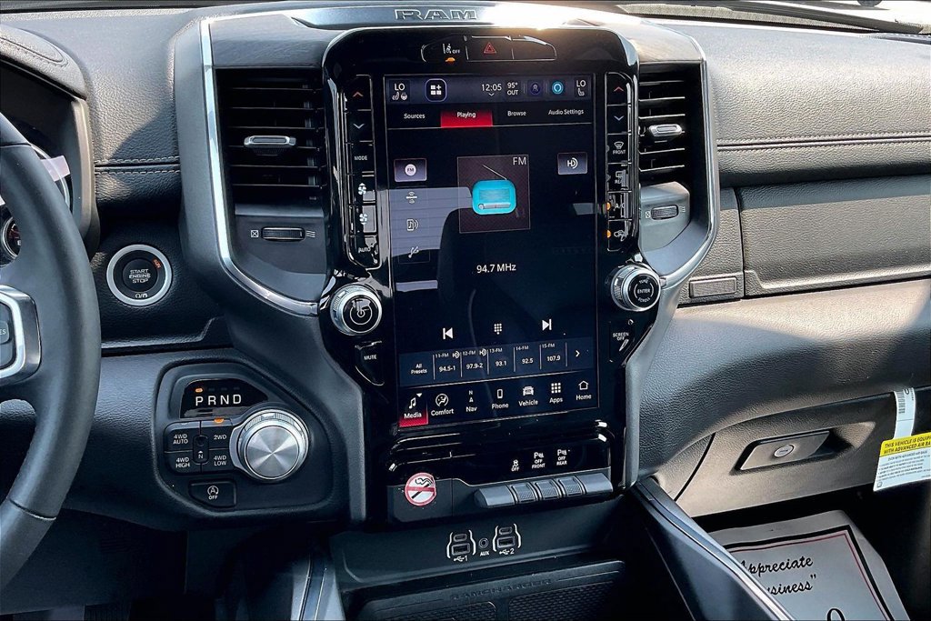 Used 2025 RAM 1500 Laramie AWD/4WD image 11