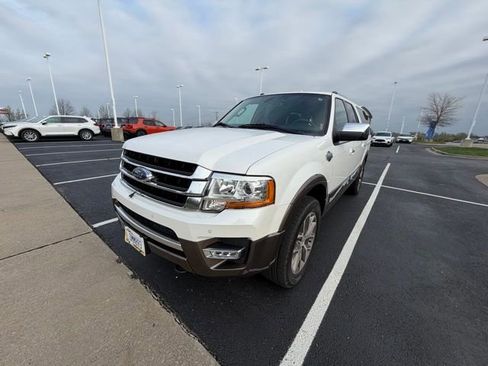 Used 2016 Ford Expedition EL King Ranch image 2