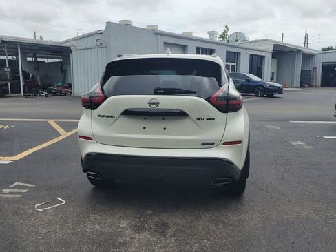Certified 2023 Nissan Murano SV w/ SV Midnight Edition Package AWD/4WD image 5