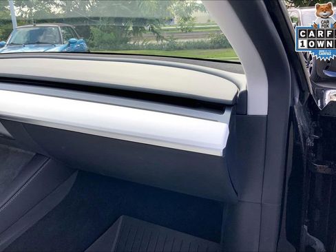 Used 2023 Tesla Model Y Performance image 14