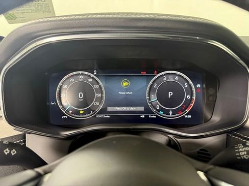 Certified 2026 Jaguar F-PACE R-Dynamic S AWD/4WD image 18
