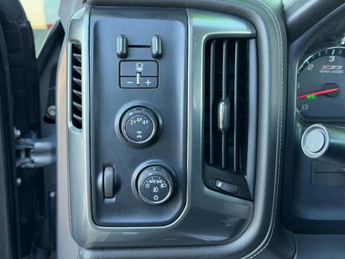 Used 2017 Chevrolet Silverado 2500 LTZ w/ Vortec Plus Package image 30