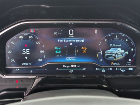 Used 2024 Chevrolet Silverado 1500 LT image 14