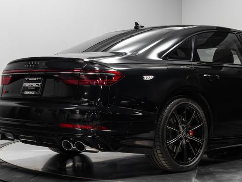 Used 2023 Audi S8 4.0T quattro image 18