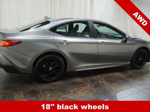 Certified 2025 Toyota Camry SE image 4