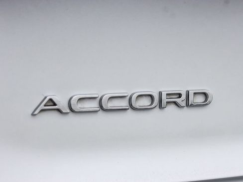 Used 2023 Honda Accord EX image 9