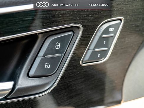 Used 2023 Audi Q7 2.0T Premium Plus w/ Premium Plus Package AWD/4WD image 25