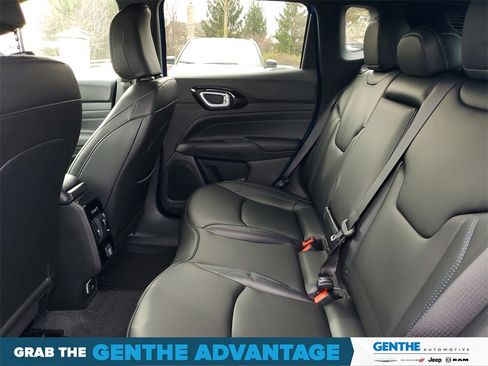 Used 2026 Jeep Compass Limited image 23