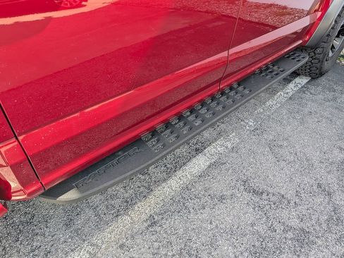 Used 2018 Ford F150 Raptor w/ Equipment Group 802A Luxury image 34