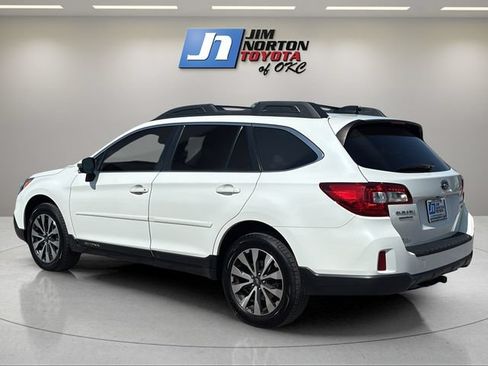 Used 2016 Subaru Outback 3.6R Limited AWD/4WD image 7
