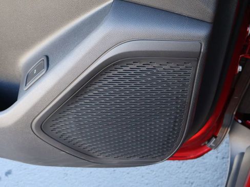 New 2026 Chevrolet Traverse LT image 18