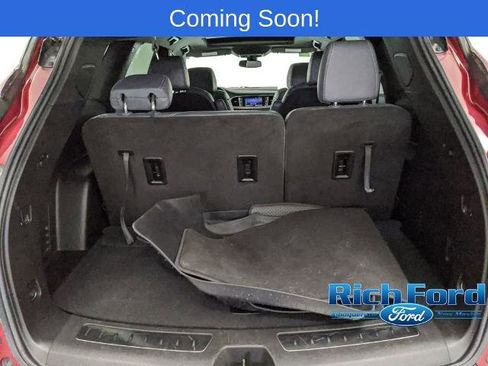 Used 2022 Buick Enclave Essence w/ Experience Buick Package image 25