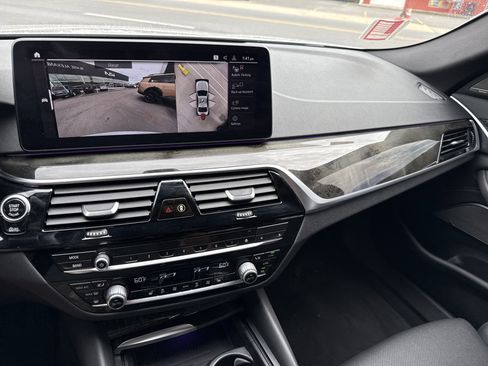 Used 2021 BMW 530i xDrive w/ Premium Package AWD/4WD image 22