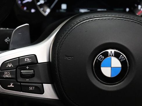 Used 2018 BMW 540i RWD image 49