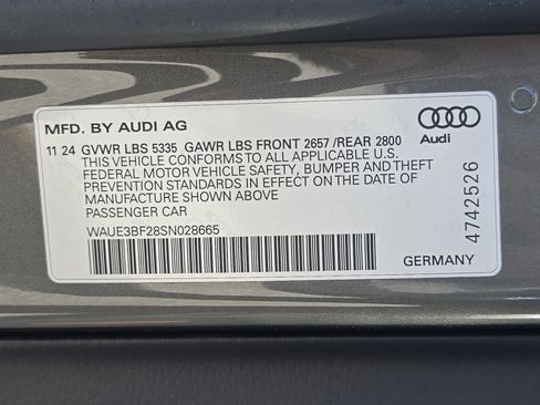 Used 2025 Audi A6 Premium Plus image 36