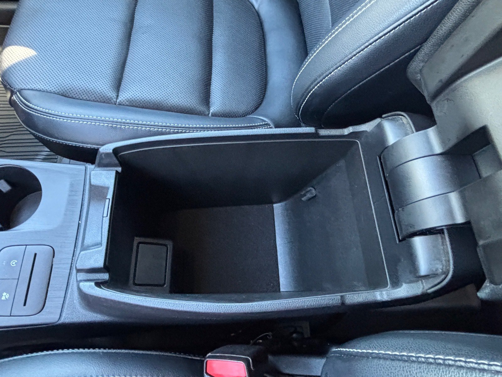 Used 2021 Ford Escape SEL AWD/4WD image 17