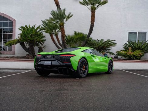 New 2026 McLaren Artura image 4