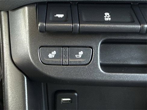 Used 2018 Chevrolet Colorado Z71 image 22