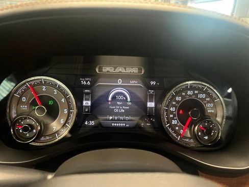 Used 2022 RAM 1500 Limited w/ Body Color Bumper Group AWD/4WD image 16