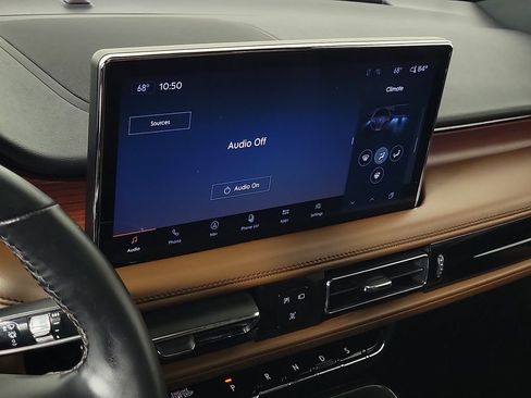Certified 2023 Lincoln Nautilus Reserve FWD image 27