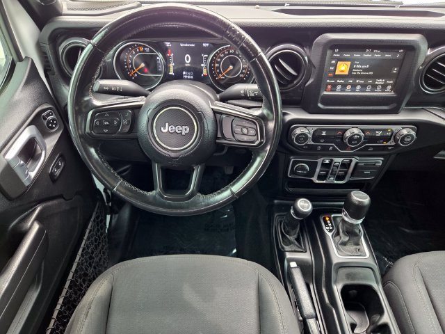 Certified 2020 Jeep Gladiator Mojave AWD/4WD image 17