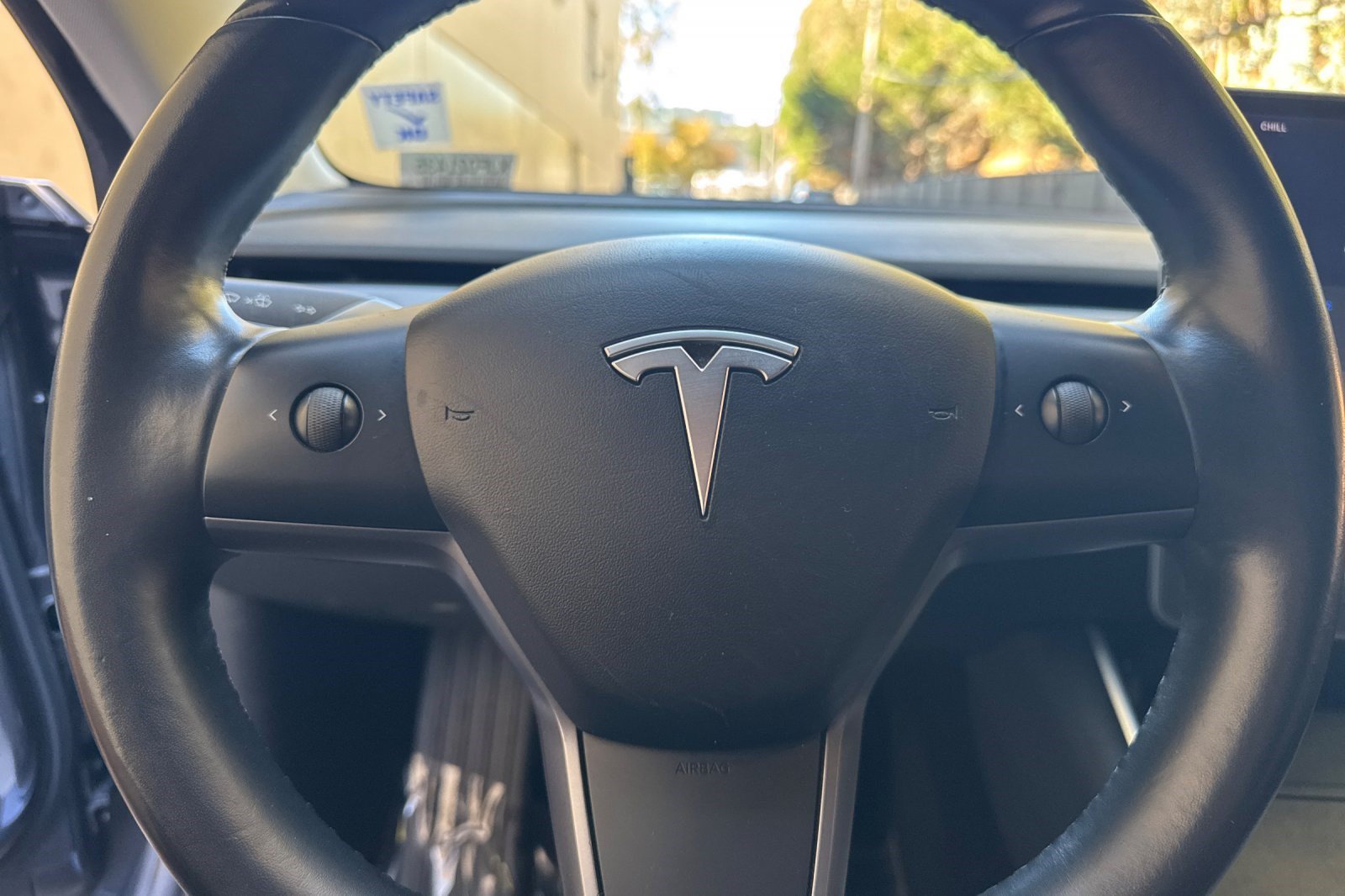 Used 2018 Tesla Model 3 Long Range RWD image 10
