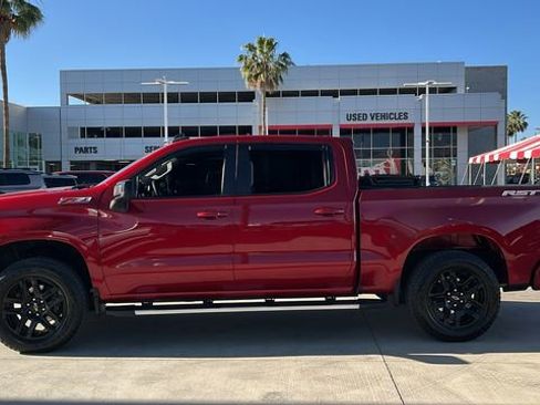 Used 2023 Chevrolet Silverado 1500 RST w/ Z71 Off-Road Package AWD/4WD image 3