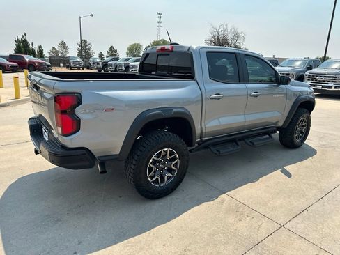 Certified 2025 Chevrolet Colorado ZR2 w/ Technology Package AWD/4WD image 32