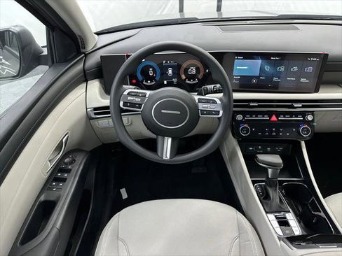 New 2026 Hyundai Tucson SEL image 24