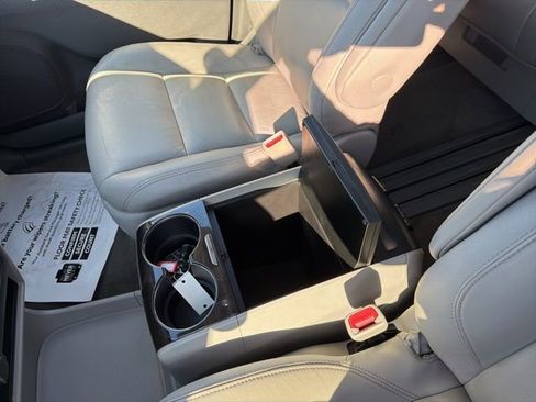 Used 2019 Toyota Sienna XLE image 21